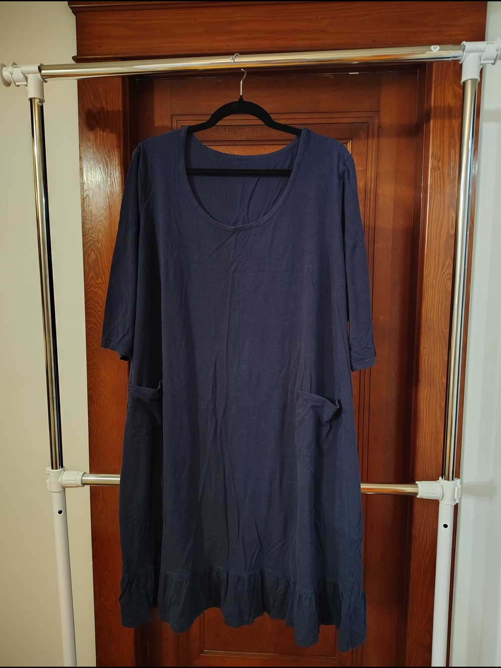 Women's Navy Blue Scoop Neck 2 Pocket Nightgown